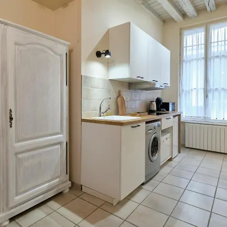 Troyes, 2 Pièces, 2 Personnes - Fr-1-543-232